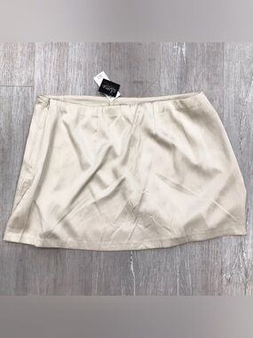 Abercrombie & Fitch Satin Mini Skort- NEW - Size XL